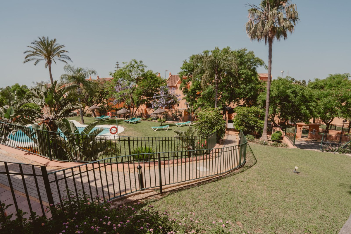 Appartement te koop in Elviria | 3 slaapkamers H5514385