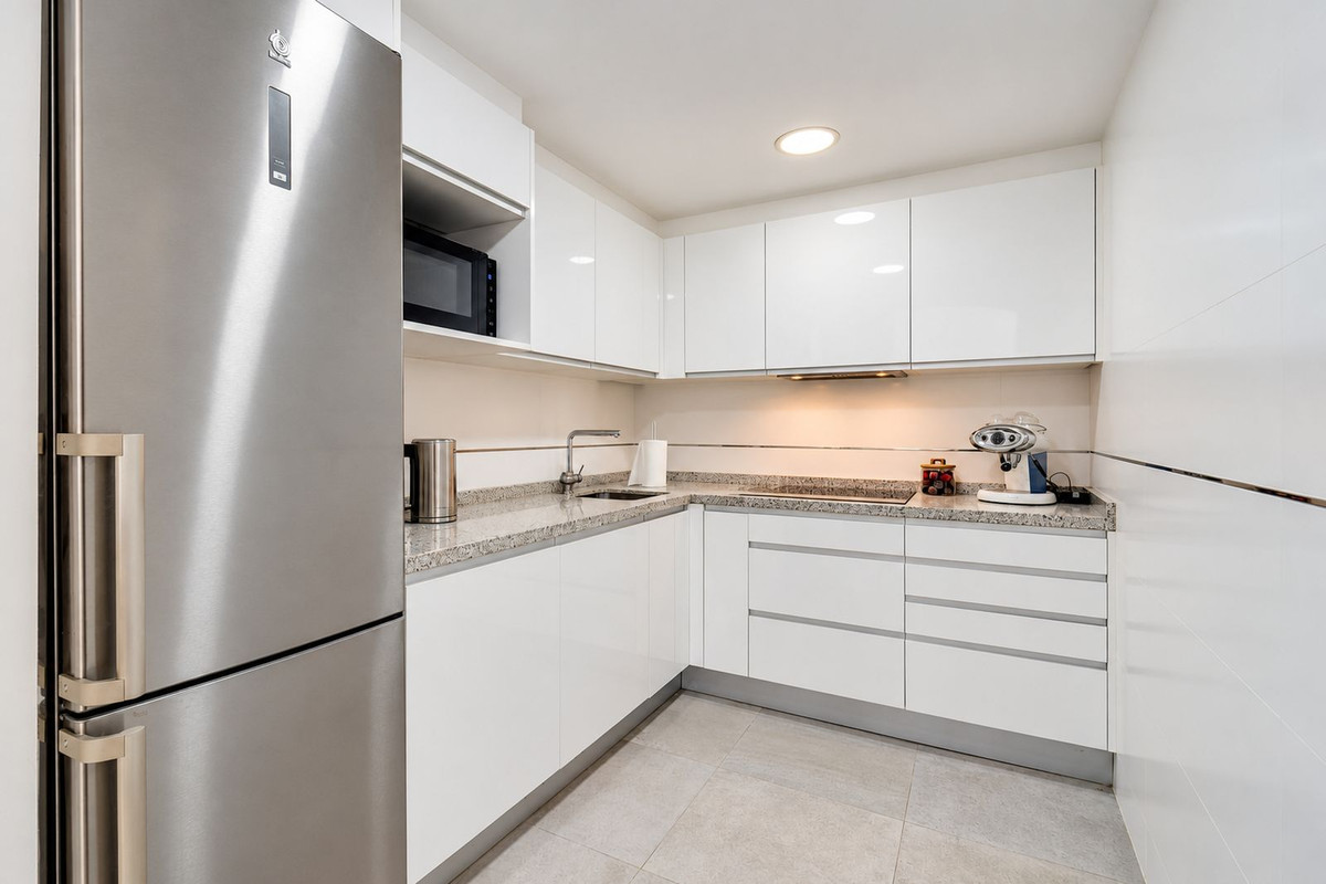 Appartement te koop in Elviria | 2 slaapkamers H5520985