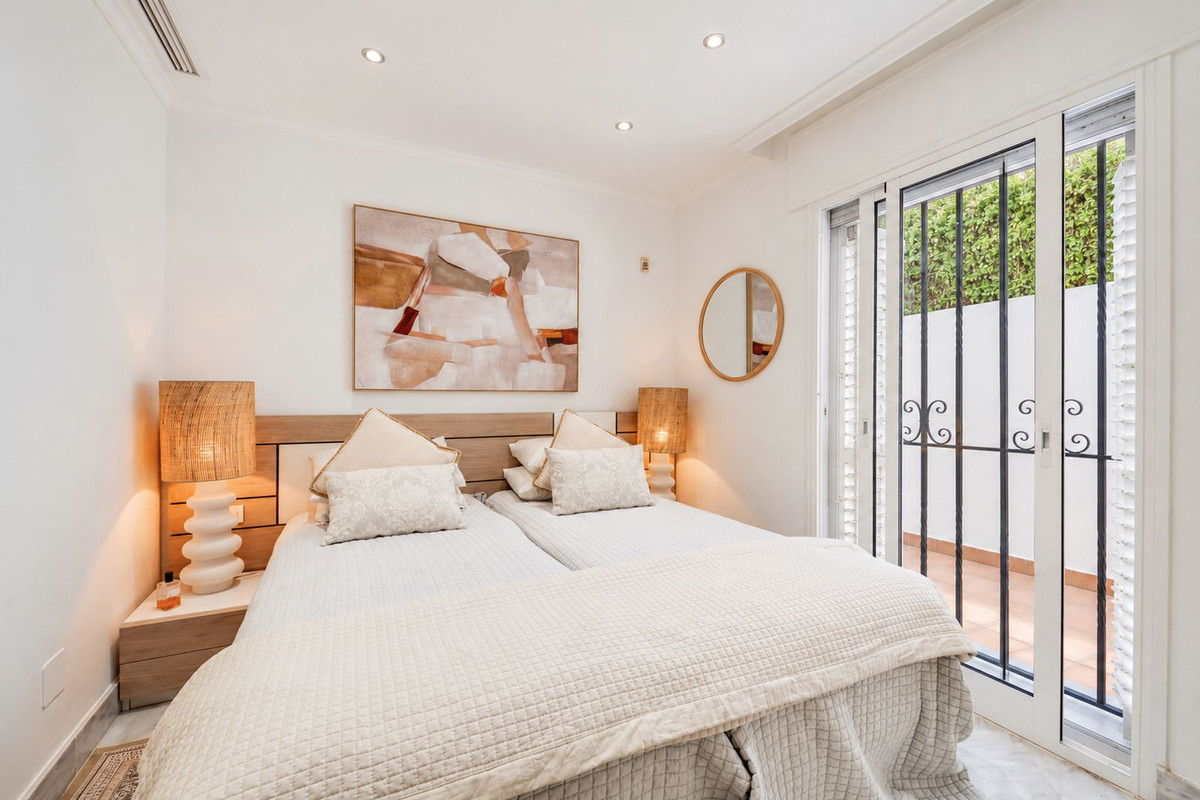 Appartement te koop in Elviria | 2 slaapkamers H5520985
