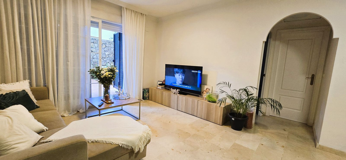 Appartement te koop in Elviria | 2 slaapkamers H5521090