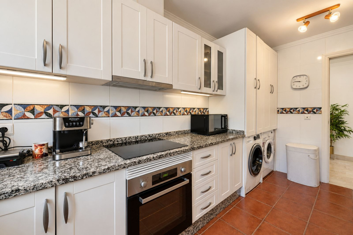 Appartement te koop in Elviria | 3 slaapkamers H5524099