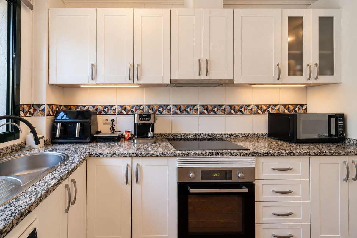 Appartement te koop in Elviria | 3 slaapkamers H5524099