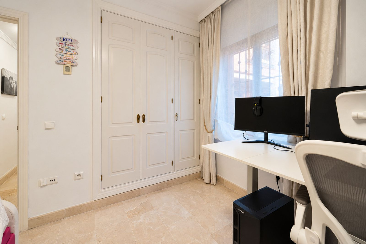 Appartement te koop in Elviria | 3 slaapkamers H5524099