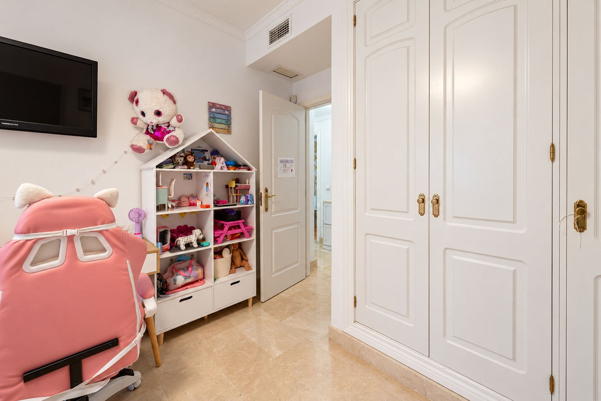 Appartement te koop in Elviria | 3 slaapkamers H5524099