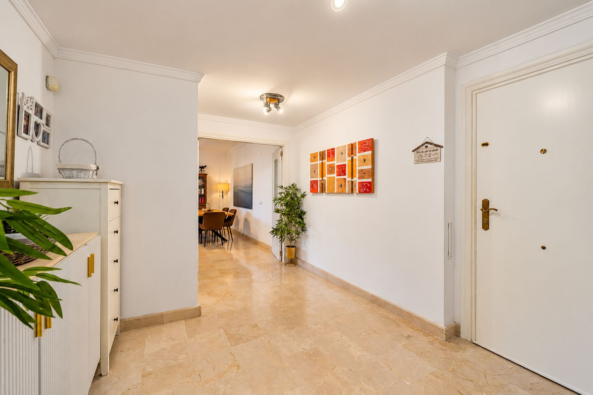 Appartement te koop in Elviria | 3 slaapkamers H5524099