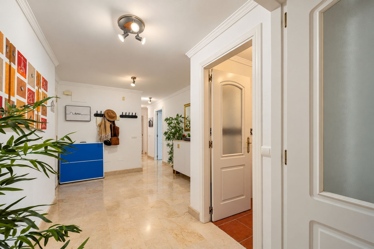 Appartement te koop in Elviria | 3 slaapkamers H5524099