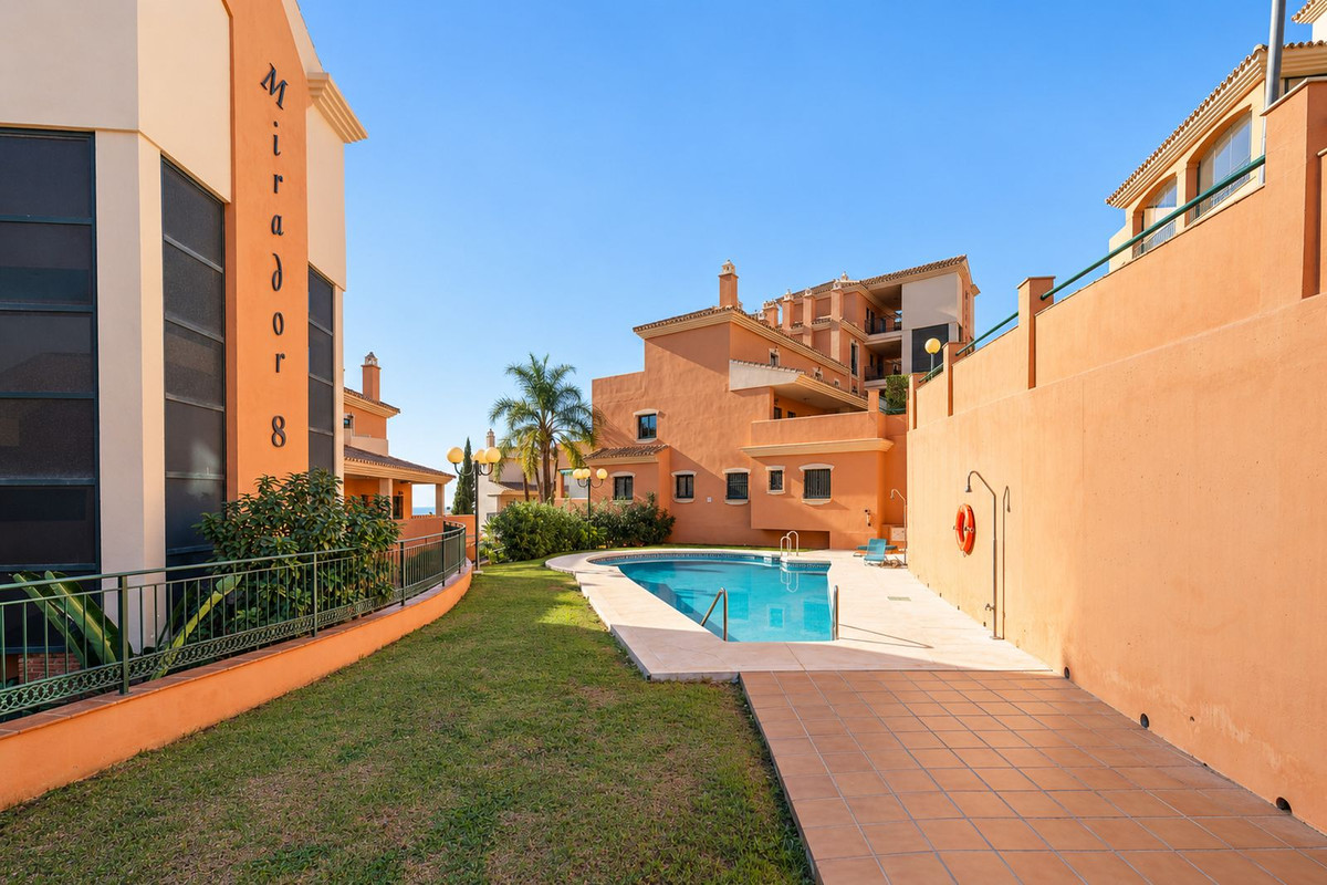 Appartement te koop in Elviria | 3 slaapkamers H5524099