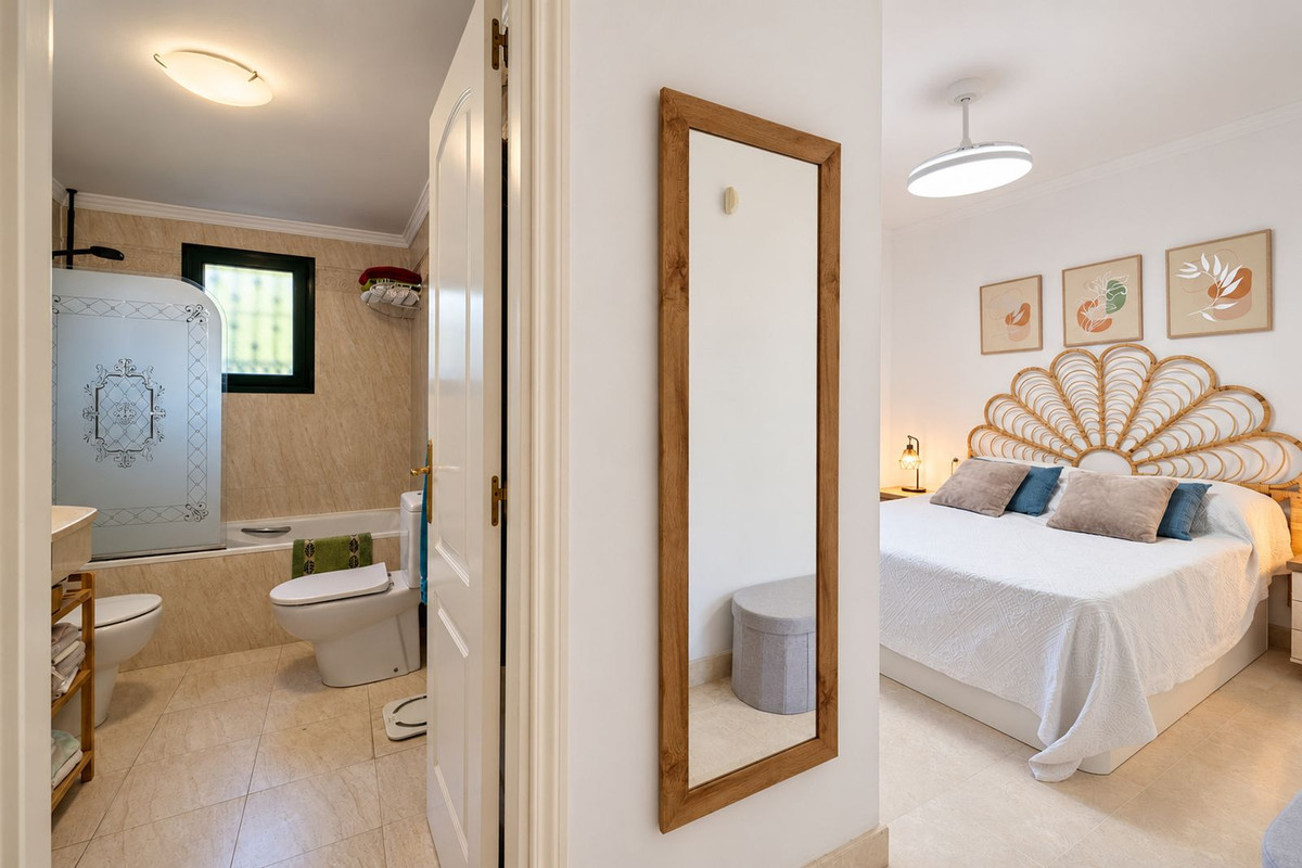 Appartement te koop in Elviria | 3 slaapkamers H5524099