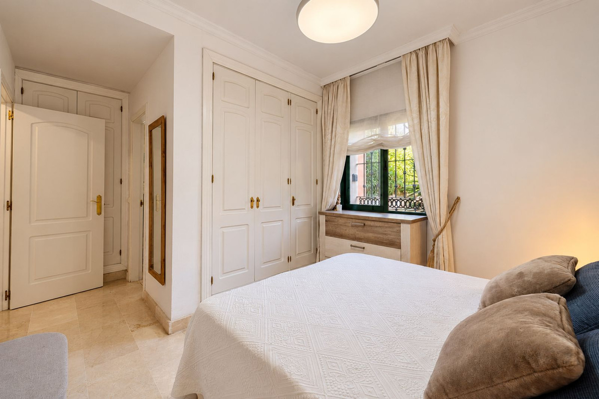 Appartement te koop in Elviria | 3 slaapkamers H5524099