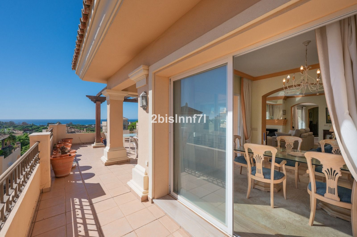 Penthouse Duplex te koop in Elviria | 4 slaapkamers H5526865