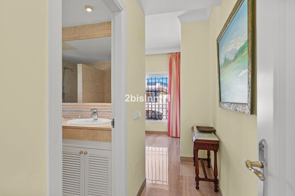 Penthouse Duplex te koop in Elviria | 4 slaapkamers H5526865
