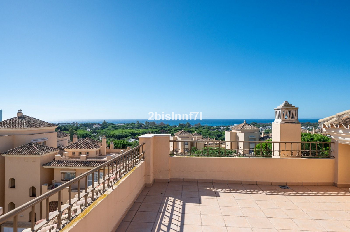 Penthouse Duplex te koop in Elviria | 4 slaapkamers H5526865