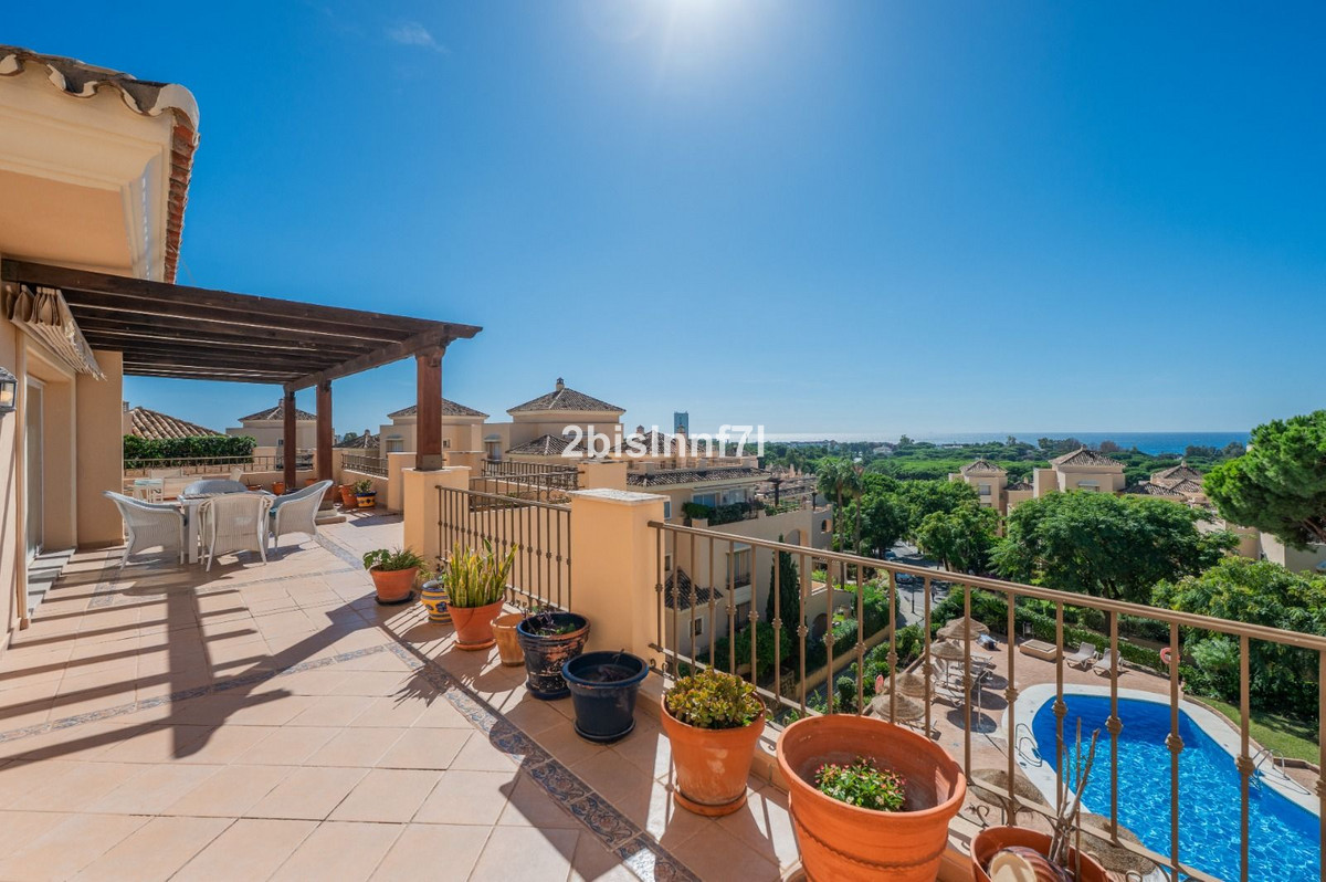 Penthouse Duplex te koop in Elviria | 4 slaapkamers H5526865
