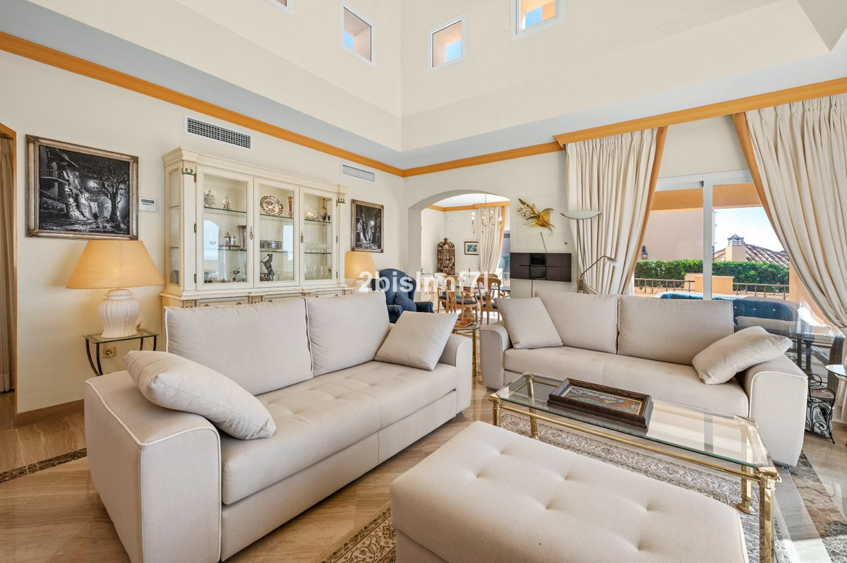 Penthouse Duplex te koop in Elviria | 4 slaapkamers H5526865