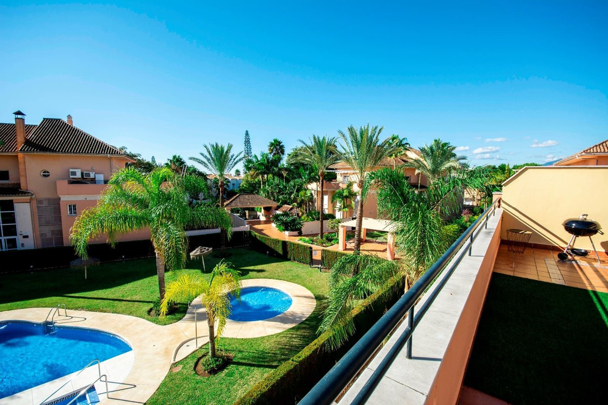 Appartement te koop in Elviria | 2 slaapkamers H5530429