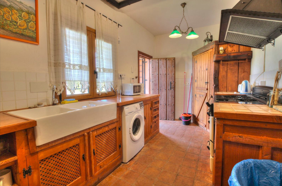 Huis te koop in Entrerrios | 4 slaapkamers H5397853