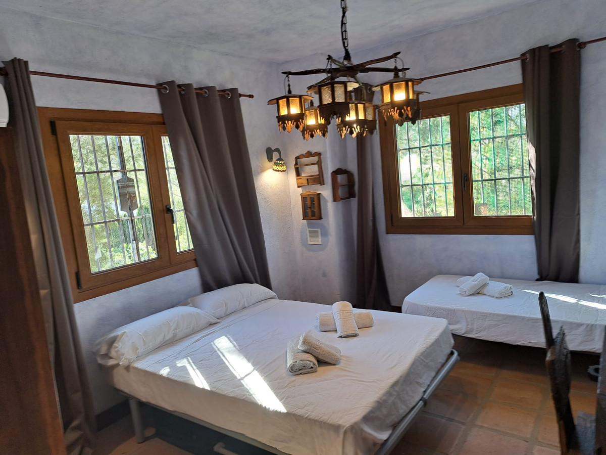 Huis te koop in Entrerrios | 4 slaapkamers H5397853