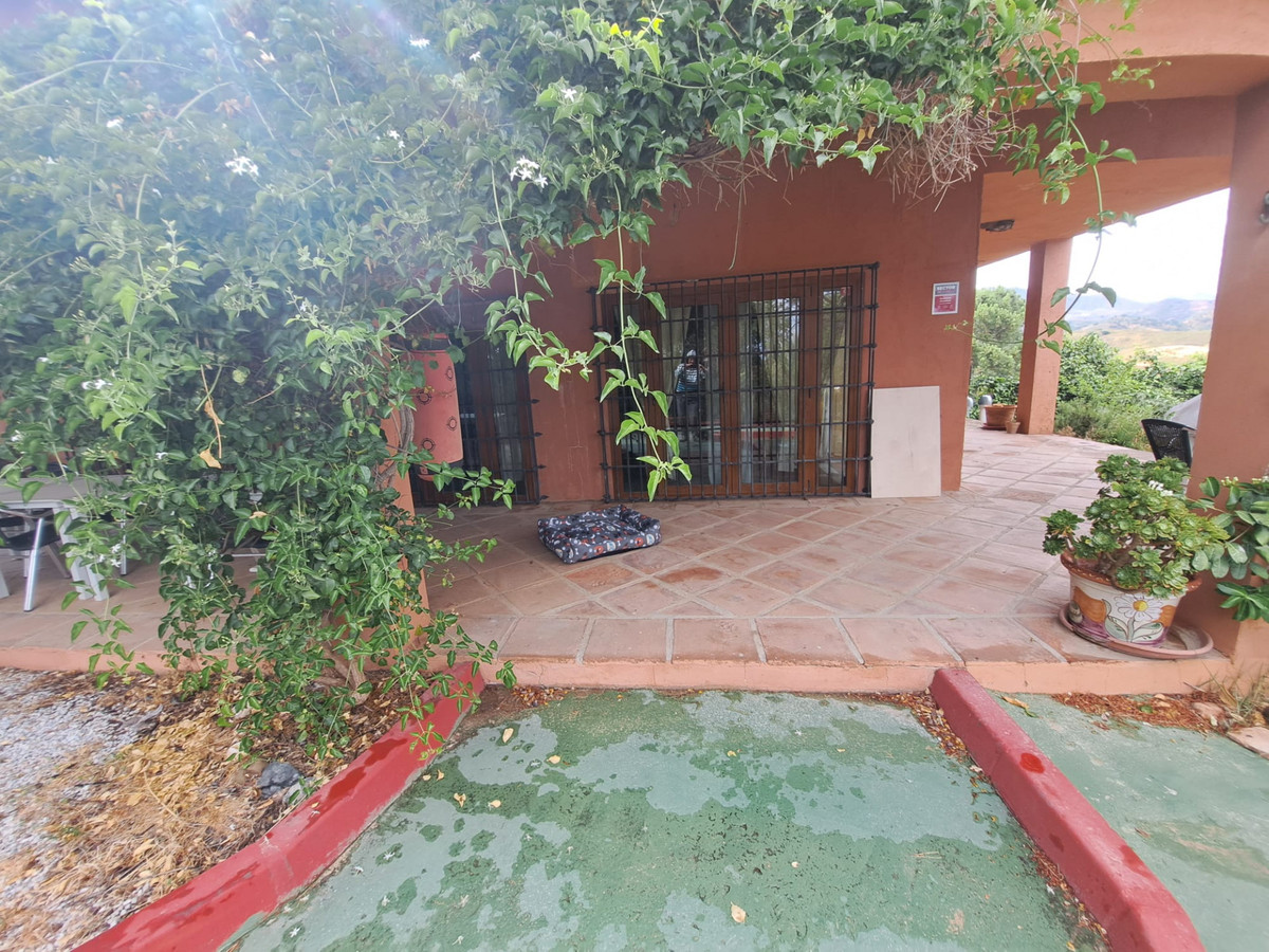 Huis te koop in Entrerrios | 4 slaapkamers H5397853