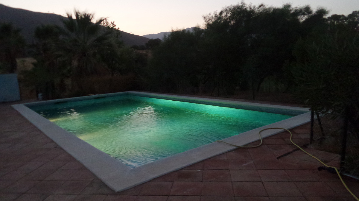 Huis te koop in Entrerrios | 4 slaapkamers H5397853