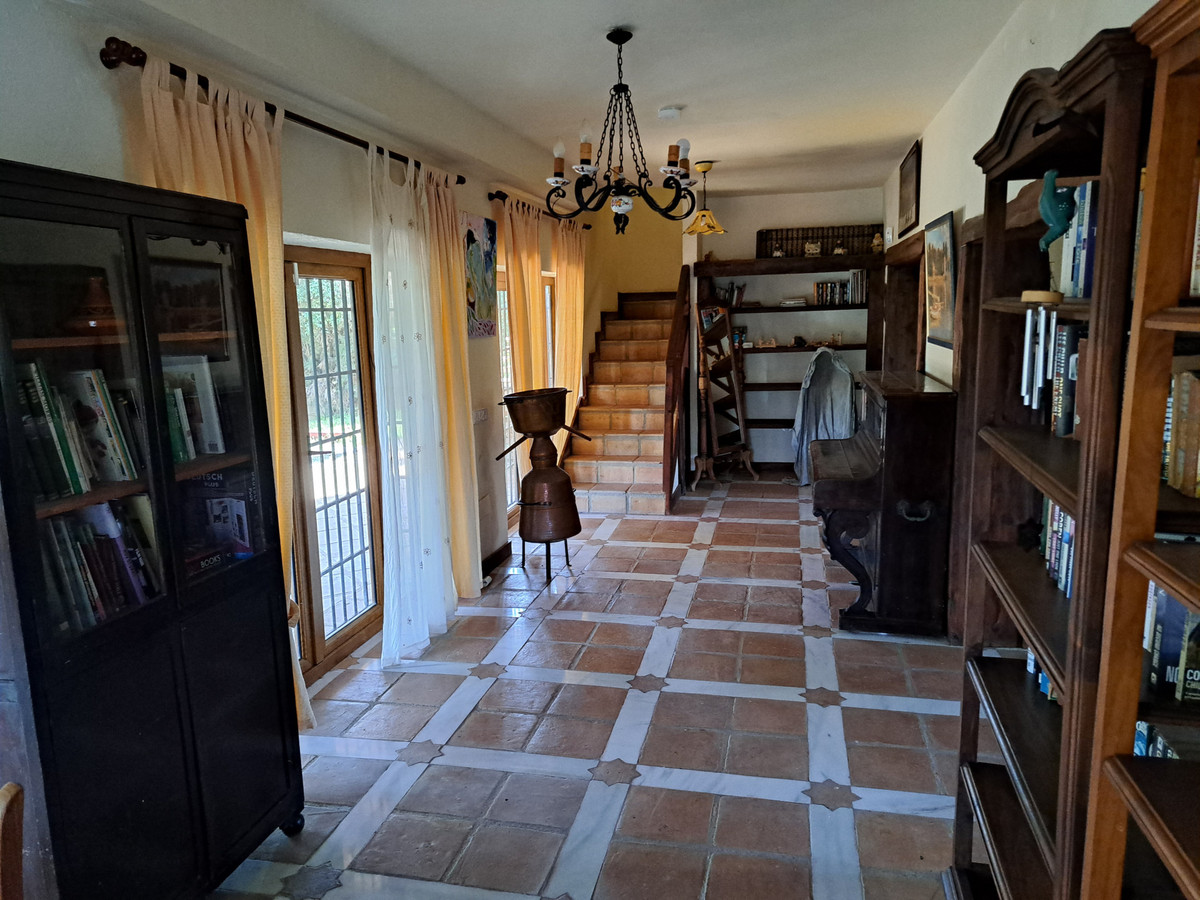 Huis te koop in Entrerrios | 4 slaapkamers H5397853