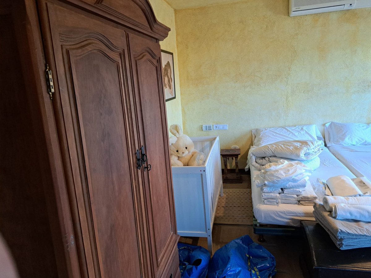 Huis te koop in Entrerrios | 4 slaapkamers H5397853