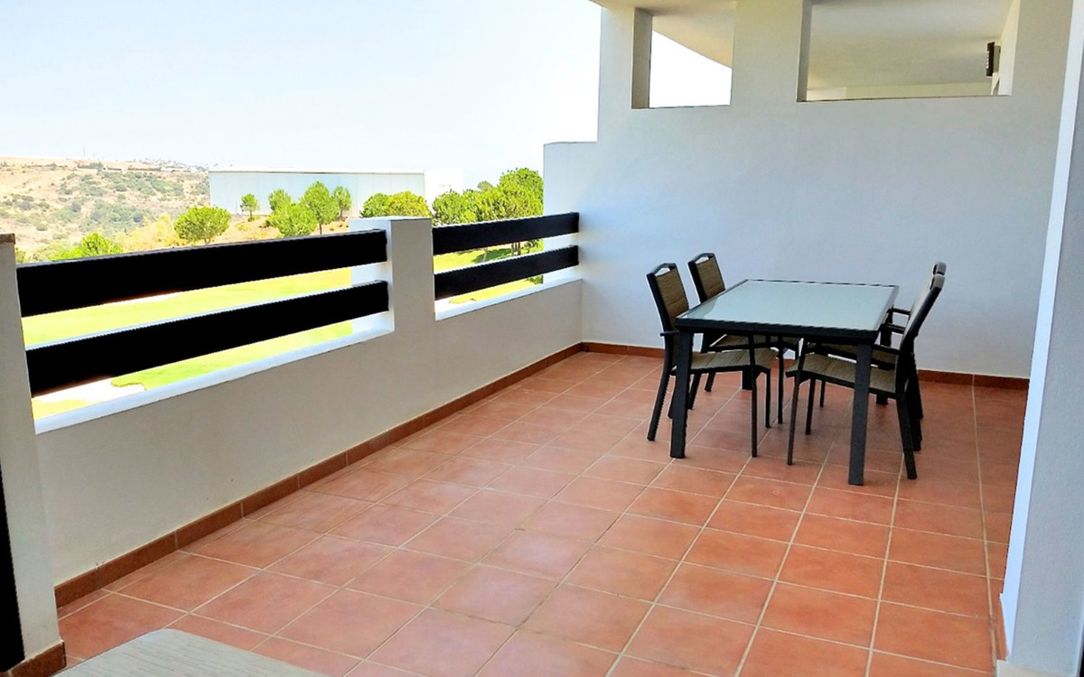 Appartement te koop in Estepona | 2 slaapkamers H3615593