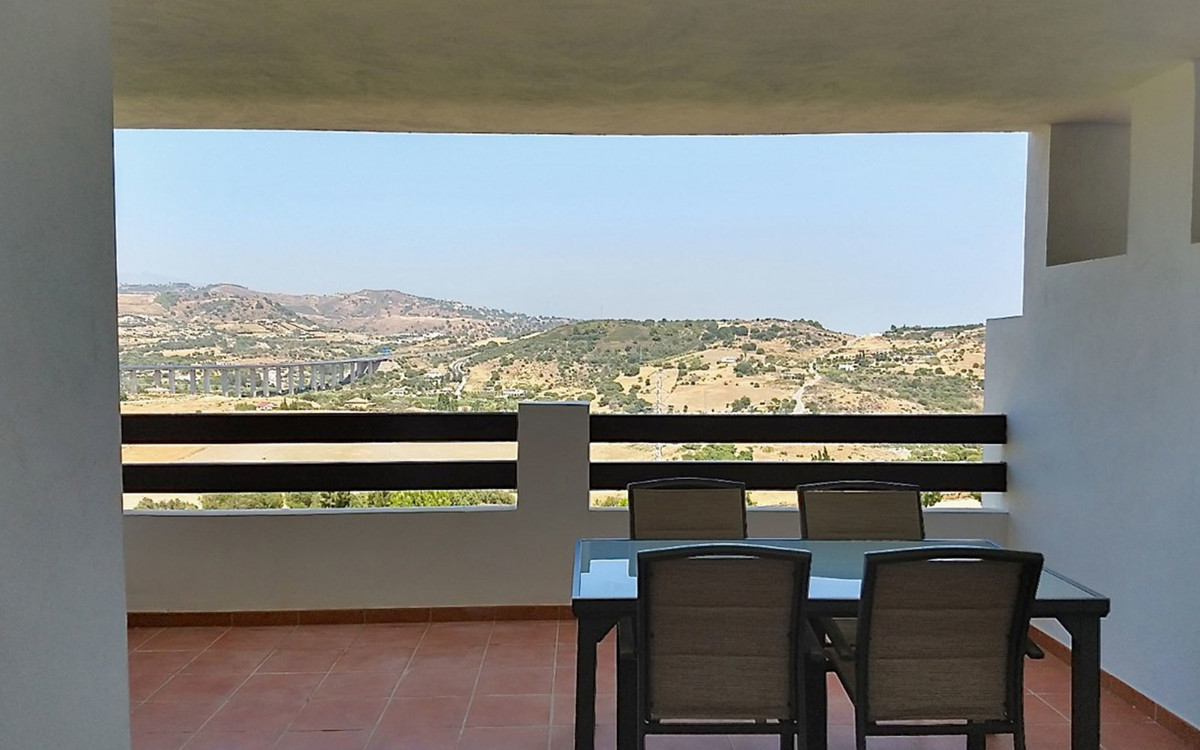 Appartement te koop in Estepona | 2 slaapkamers H3615593
