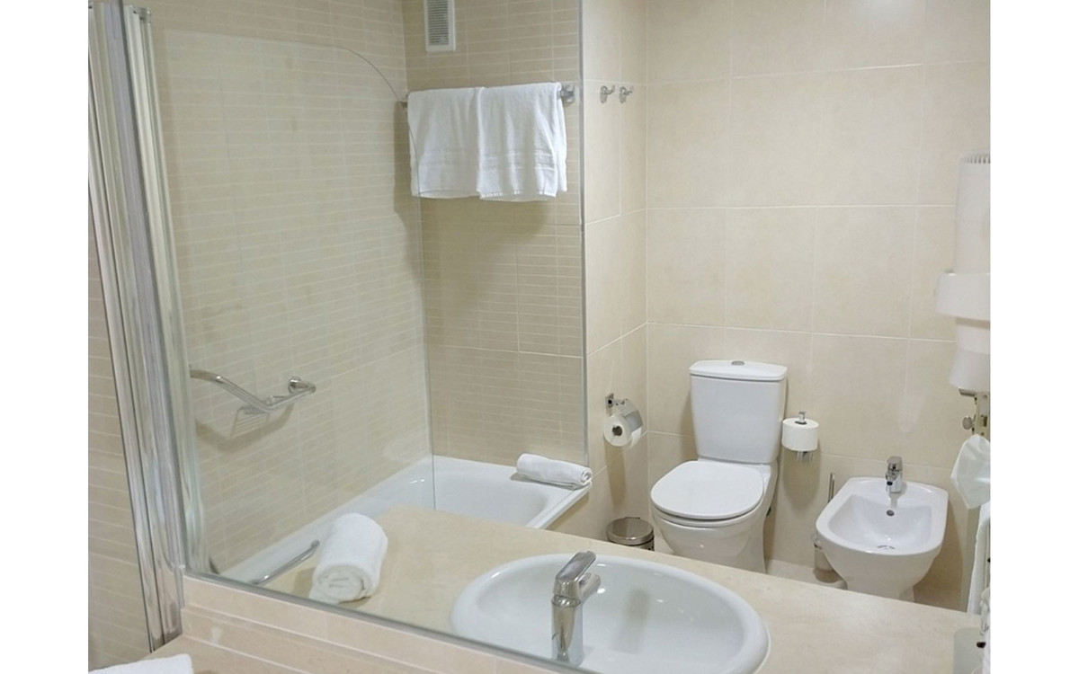 Appartement te koop in Estepona | 2 slaapkamers H3615593