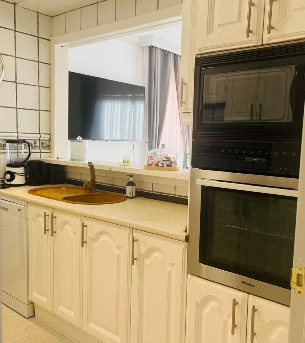 Property main view 16