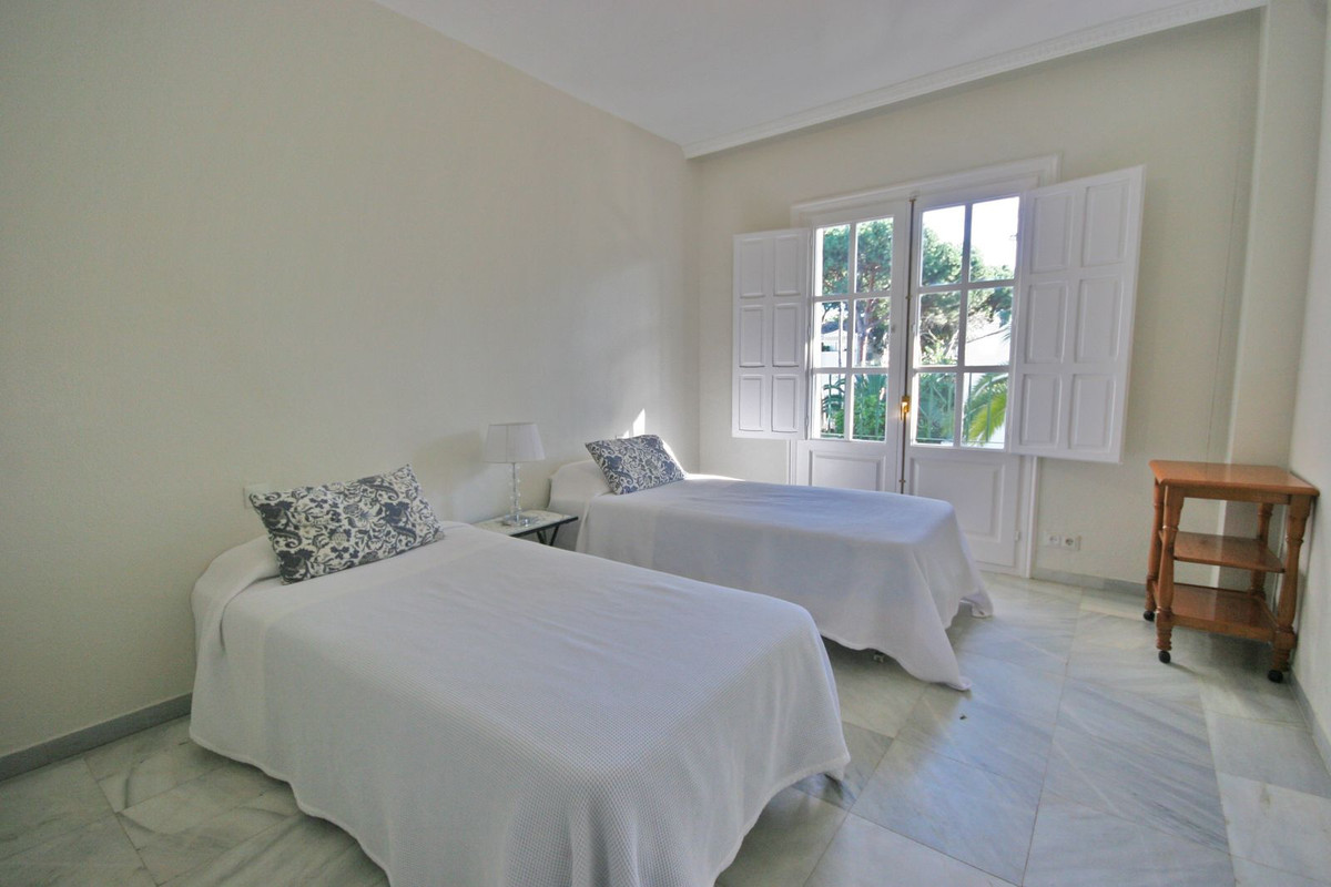 Duplex te koop in Estepona | 3 slaapkamers H4652662