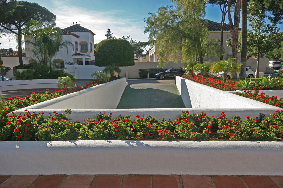 Duplex te koop in Estepona | 3 slaapkamers H4652662