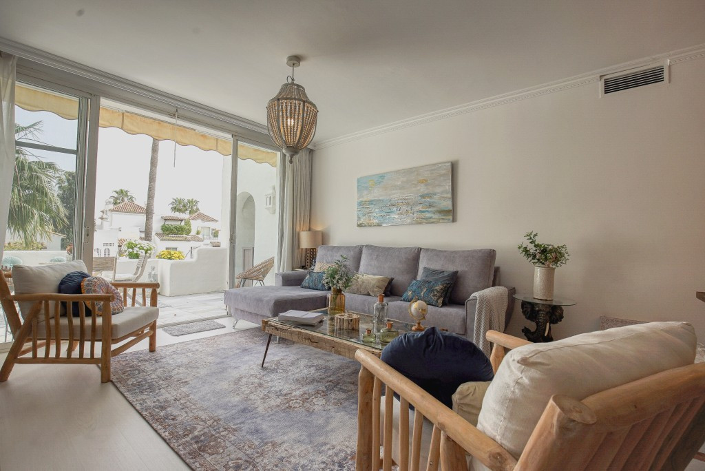Penthouse te koop in Estepona | 2 slaapkamers H4678399