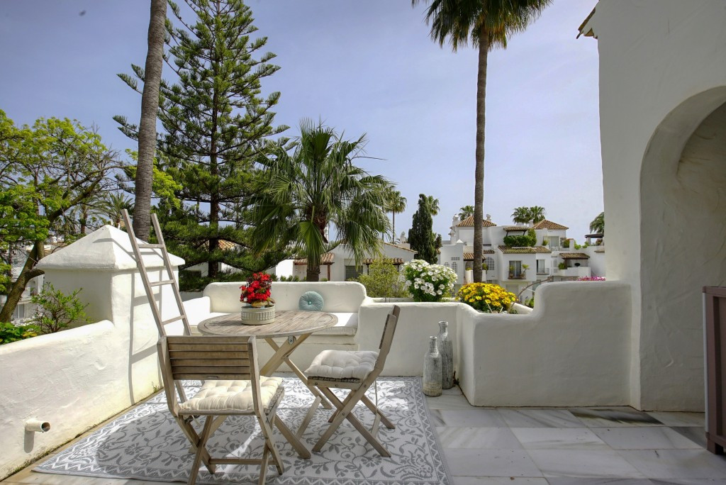 Penthouse te koop in Estepona | 2 slaapkamers H4678399