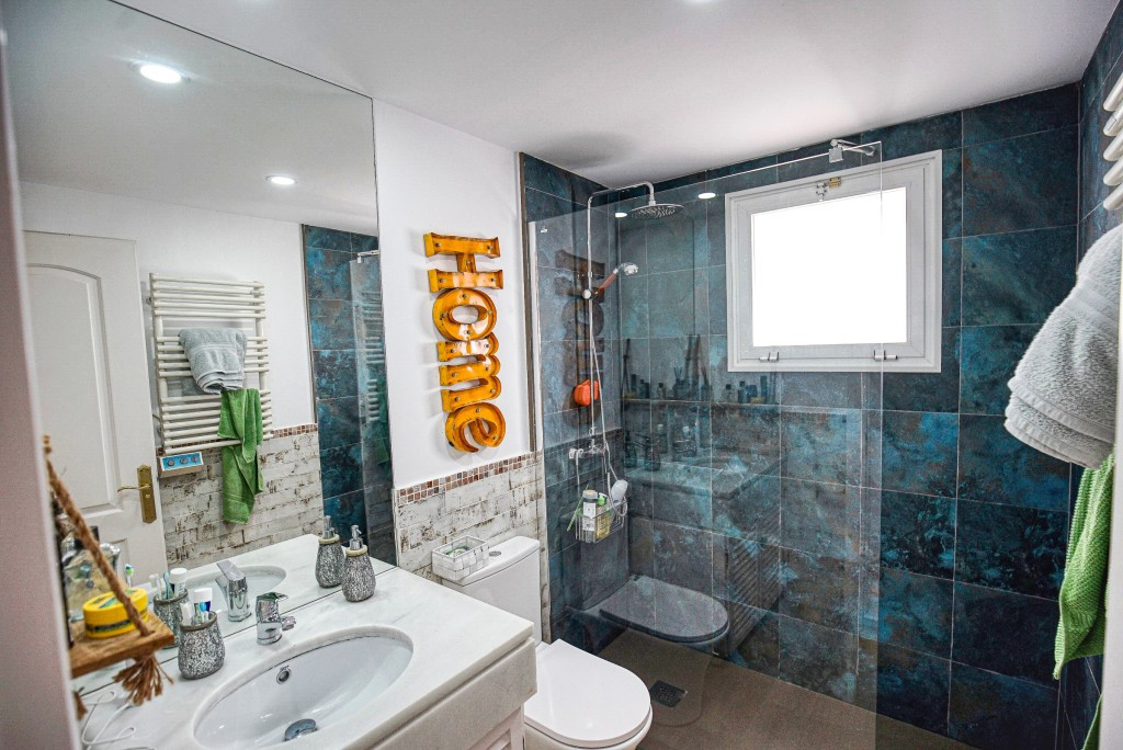Penthouse te koop in Estepona | 2 slaapkamers H4678399