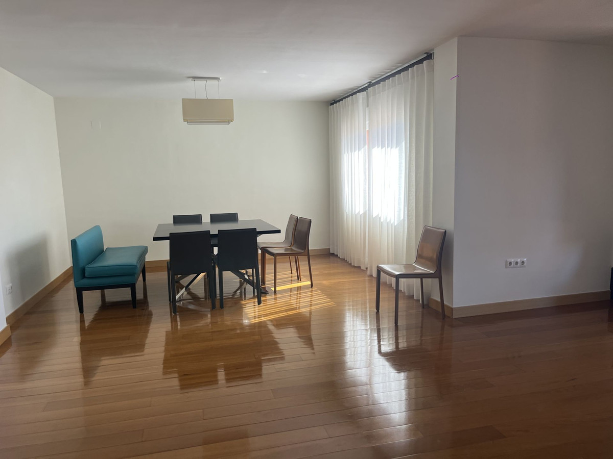 Appartement te koop in Estepona | 3 slaapkamers H4789078