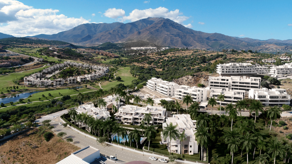 Appartement te koop in Estepona | 2 - 3 slaapkamers H4793152