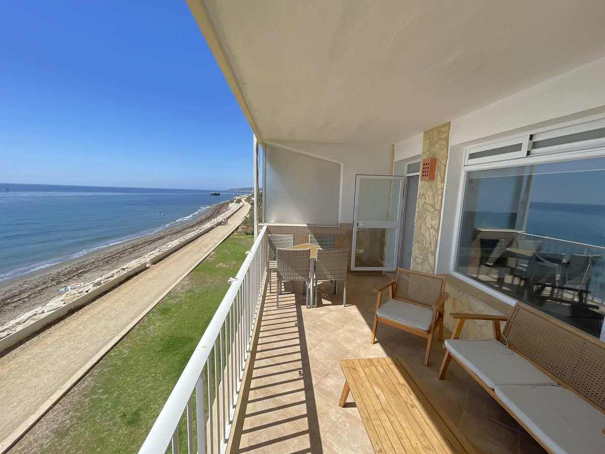 Appartement te koop in Estepona | 2 slaapkamers H4798648
