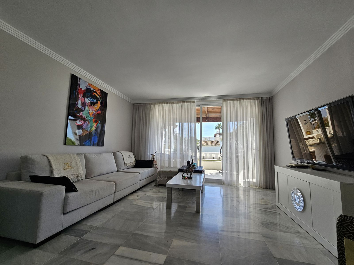 Penthouse te koop in Estepona | 2 slaapkamers H4827676