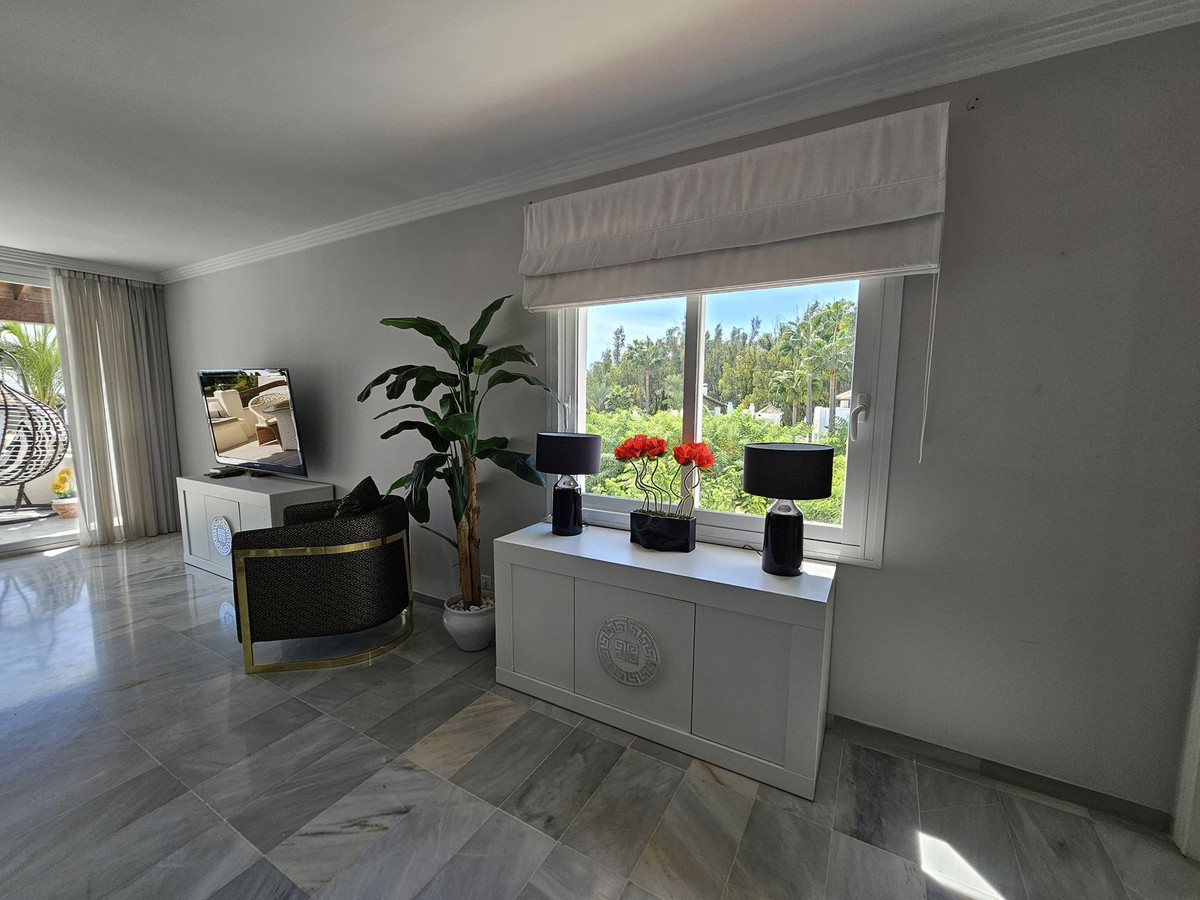 Penthouse te koop in Estepona | 2 slaapkamers H4827676