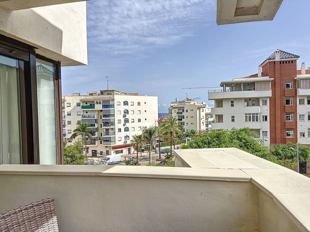 Appartement te koop in Estepona | 3 slaapkamers H4834591