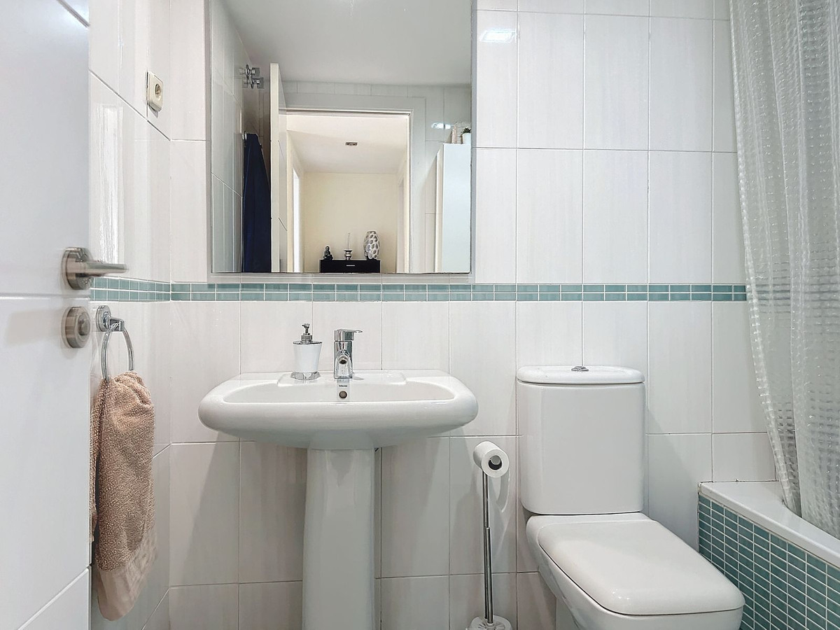 Appartement te koop in Estepona | 3 slaapkamers H4834591