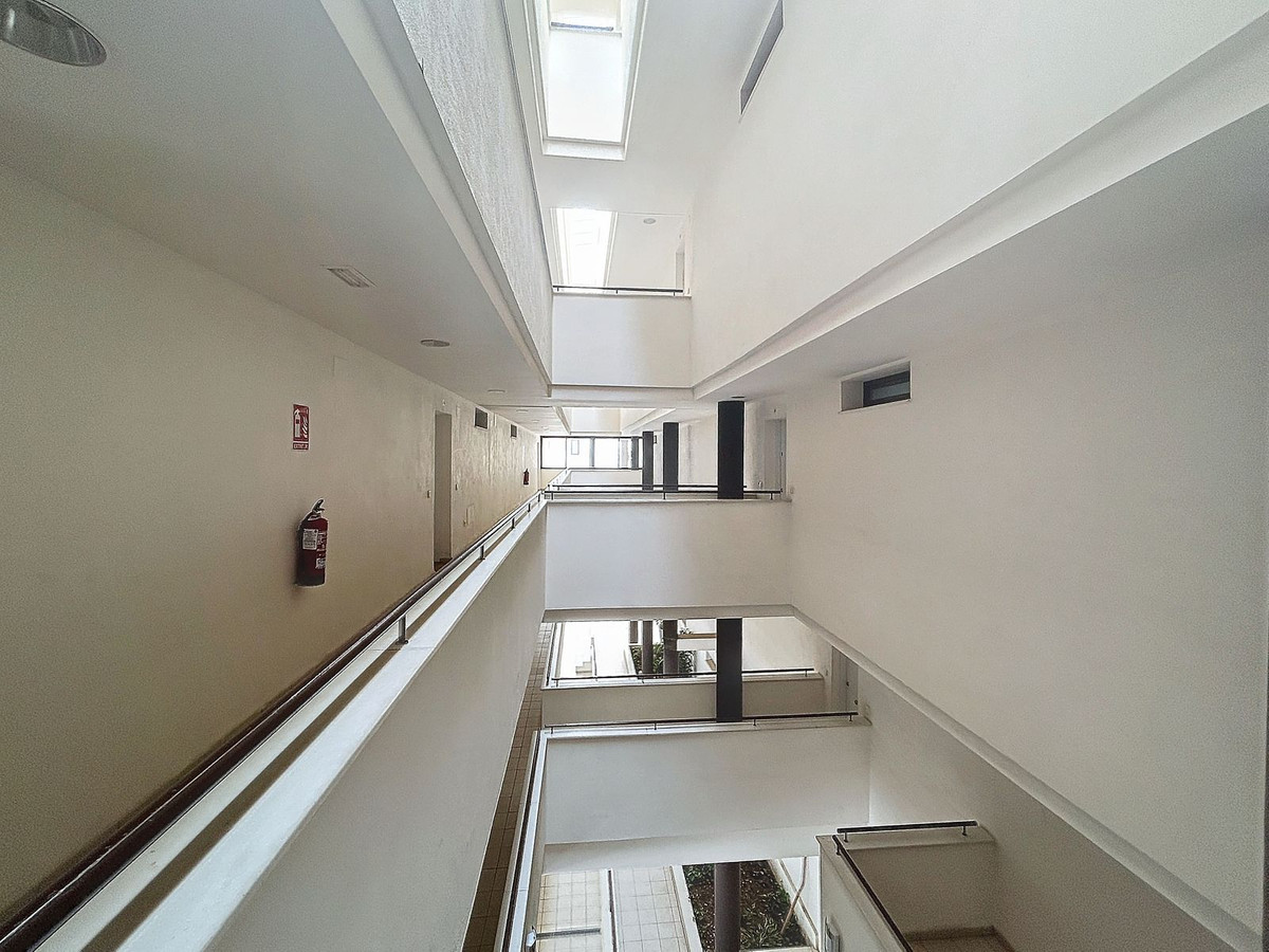 Appartement te koop in Estepona | 3 slaapkamers H4834591