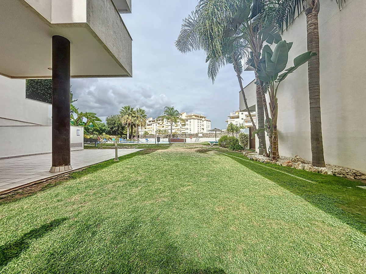 Appartement te koop in Estepona | 3 slaapkamers H4834591