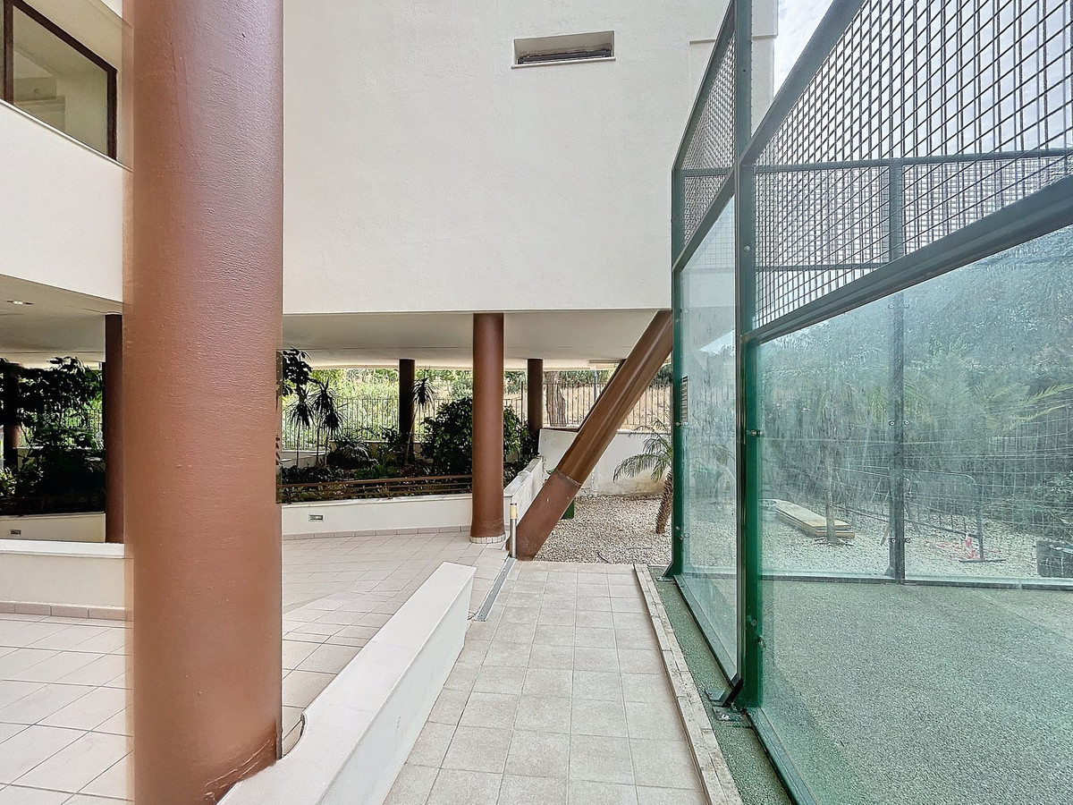 Appartement te koop in Estepona | 3 slaapkamers H4834591