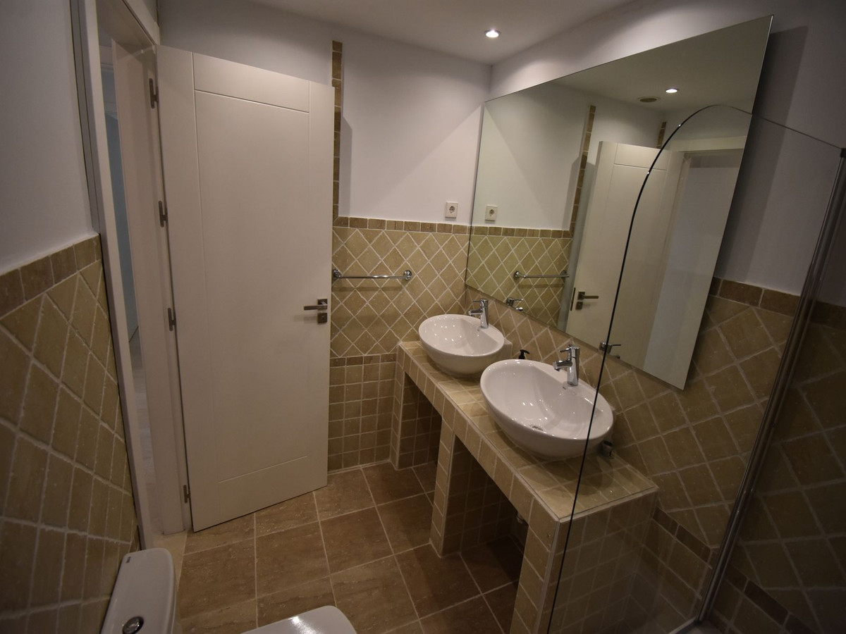 Property main view 44