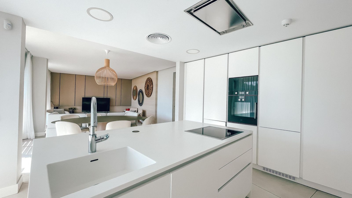Appartement te koop in Estepona | 3 slaapkamers H4870936