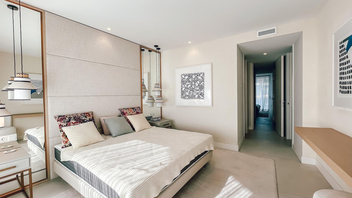 Appartement te koop in Estepona | 3 slaapkamers H4870936