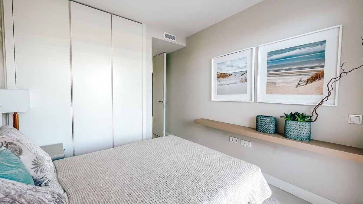 Appartement te koop in Estepona | 3 slaapkamers H4870936