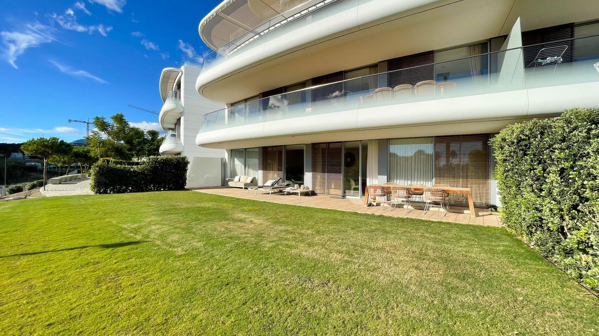 Appartement te koop in Estepona | 3 slaapkamers H4870936