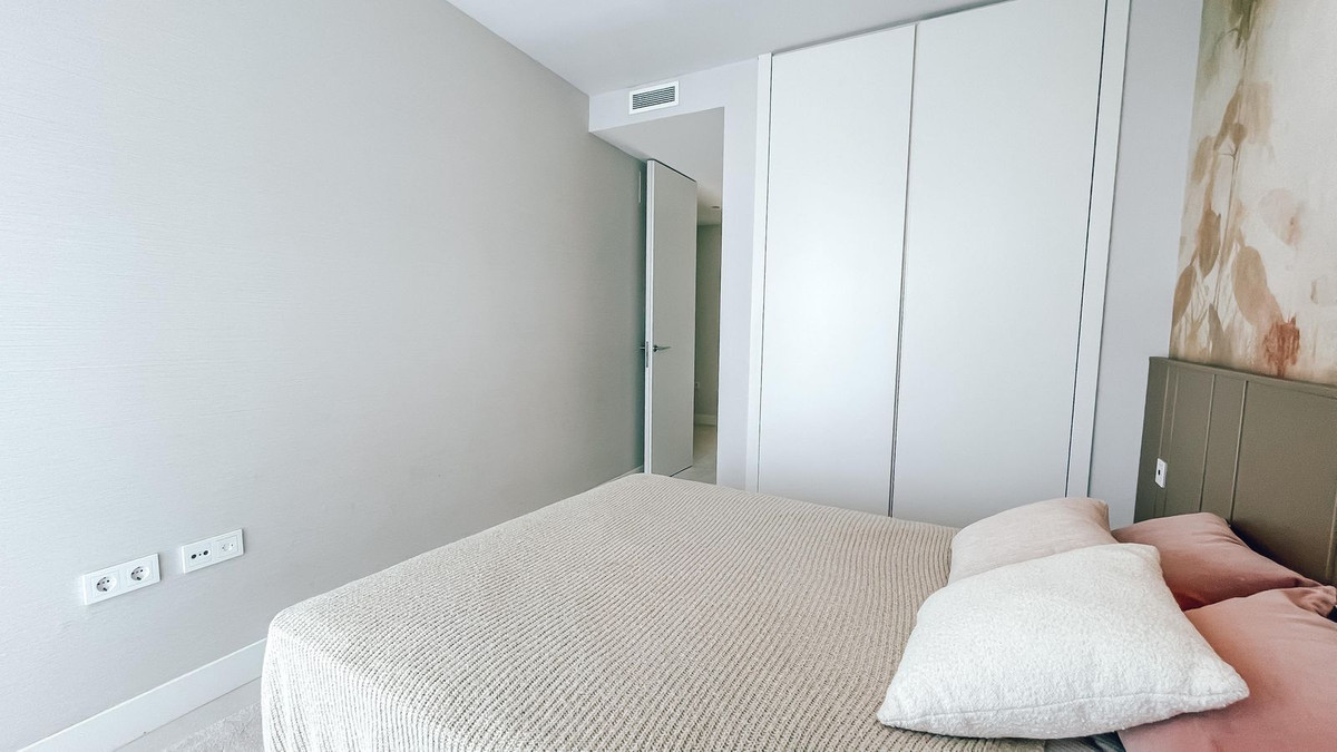Appartement te koop in Estepona | 3 slaapkamers H4870936